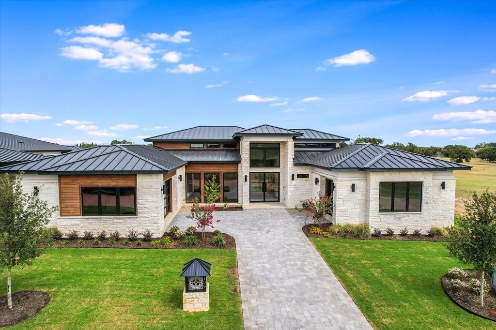 109 Island Court, Horseshoe Bay, TX 78657, 4 Habitaciones Habitaciones , ,5 BañosBaños,Residential,En Venta,109 Island Court,0,50086565