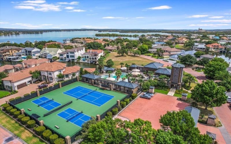 109 Island Court, Horseshoe Bay, TX 78657, 4 Habitaciones Habitaciones , ,5 BañosBaños,Residential,En Venta,109 Island Court,0,50086565