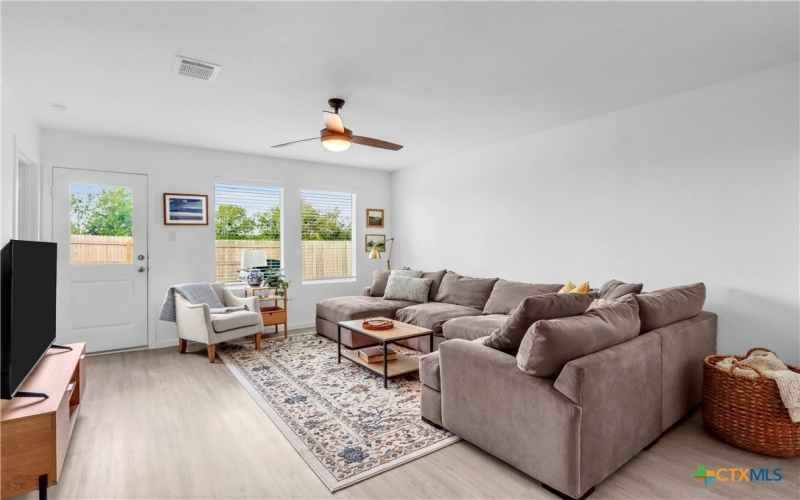 3230 Mound Ridge, New Braunfels, TX 78130, 3 Habitaciones Habitaciones , ,2 BañosBaños,Residential,En Venta,3230 Mound Ridge,0,596848