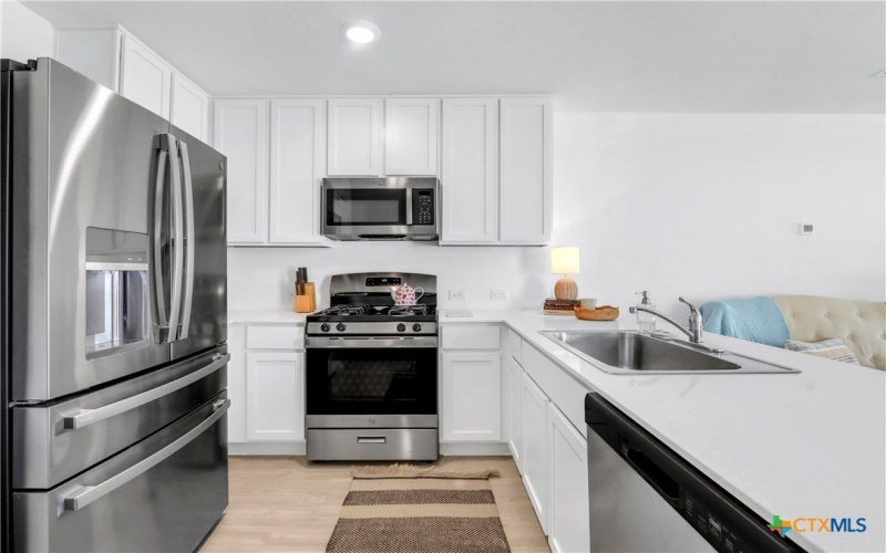 3230 Mound Ridge, New Braunfels, TX 78130, 3 Habitaciones Habitaciones , ,2 BañosBaños,Residential,En Venta,3230 Mound Ridge,0,596848