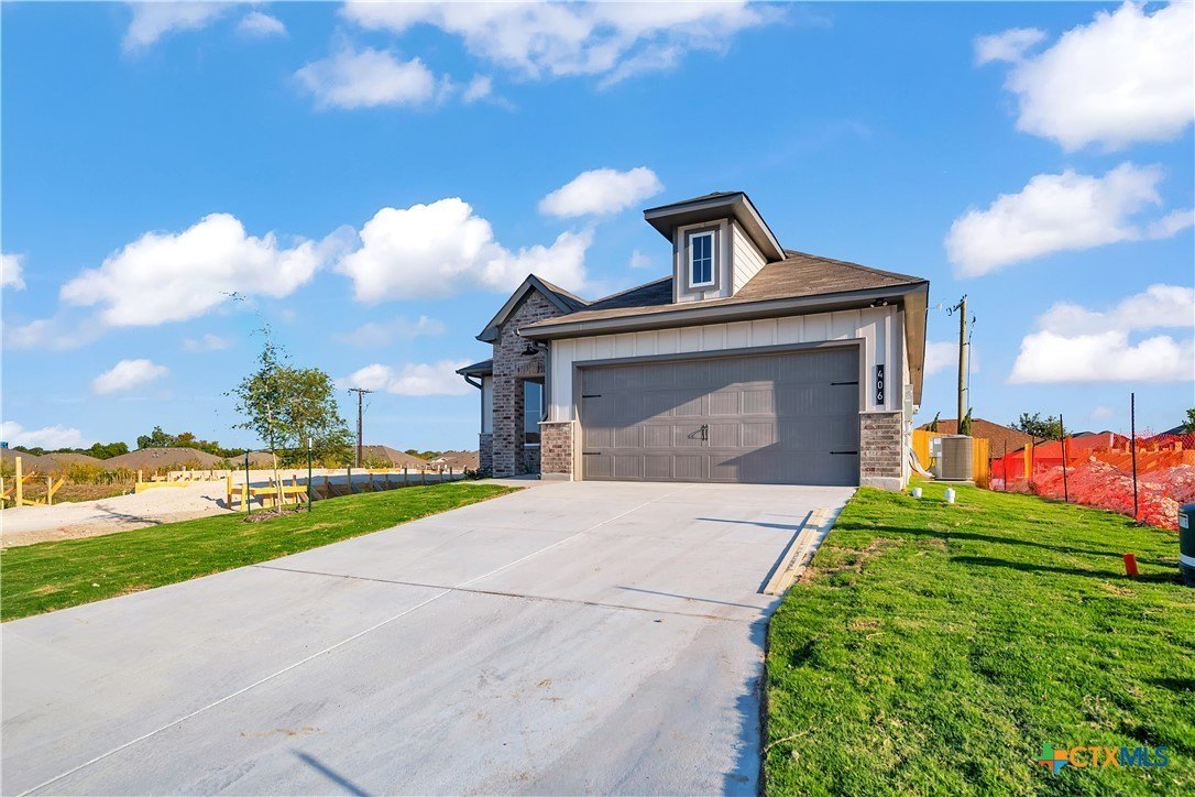 406 University Avenue, Troy, TX 76579, 3 Bedrooms Bedrooms, ,2 BathroomsBathrooms,Residential,For Sale,406 University Avenue,0,596963