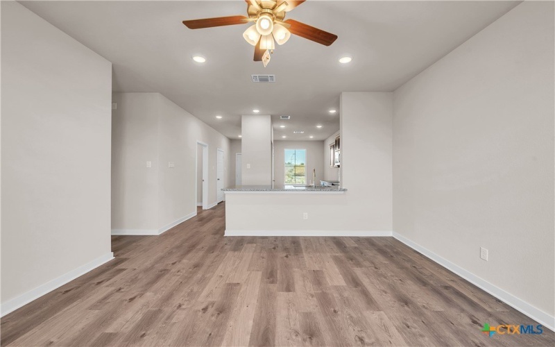 406 University Avenue, Troy, TX 76579, 3 Bedrooms Bedrooms, ,2 BathroomsBathrooms,Residential,For Sale,406 University Avenue,0,596963