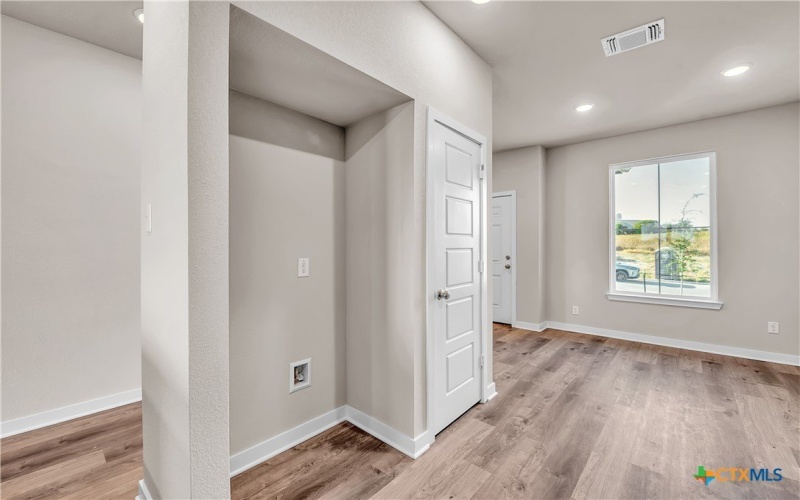 406 University Avenue, Troy, TX 76579, 3 Bedrooms Bedrooms, ,2 BathroomsBathrooms,Residential,For Sale,406 University Avenue,0,596963