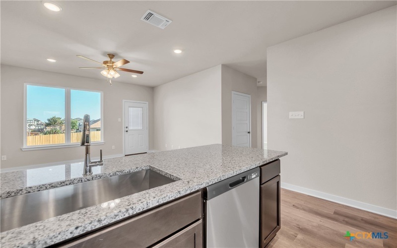 406 University Avenue, Troy, TX 76579, 3 Bedrooms Bedrooms, ,2 BathroomsBathrooms,Residential,For Sale,406 University Avenue,0,596963