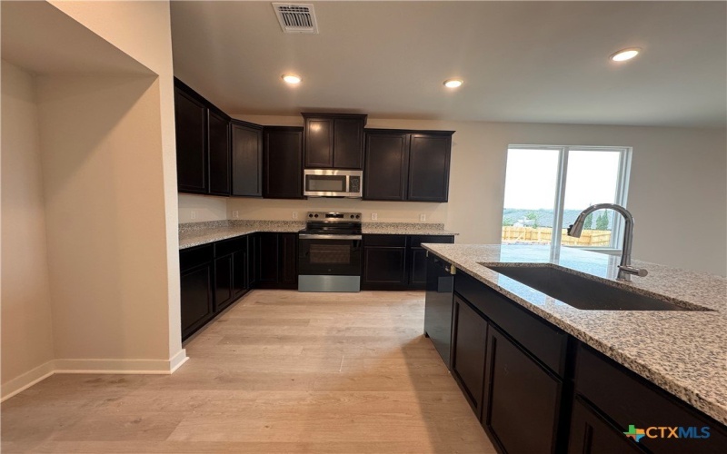 414 University Avenue, Troy, TX 76579, 3 Bedrooms Bedrooms, ,2 BathroomsBathrooms,Residential,For Sale,414 University Avenue,0,596972