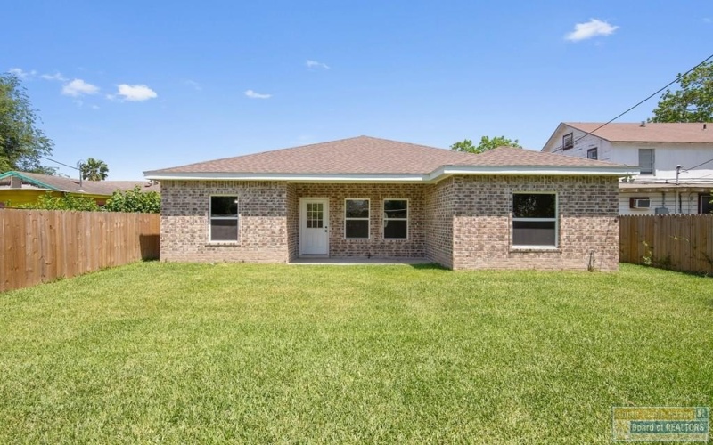 1309 Monroe, Harlingen, TX 78550, 3 Bedrooms Bedrooms, ,2 BathroomsBathrooms,Residential,For Sale,1309 Monroe,0,104032