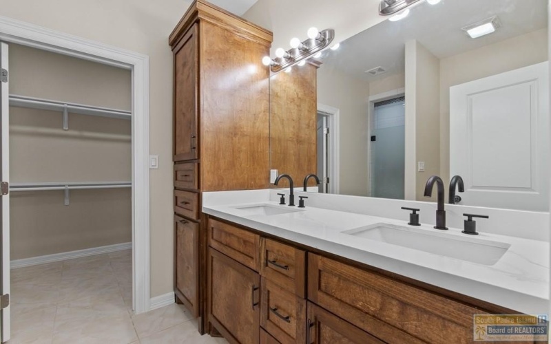 1309 Monroe, Harlingen, TX 78550, 3 Bedrooms Bedrooms, ,2 BathroomsBathrooms,Residential,For Sale,1309 Monroe,0,104032