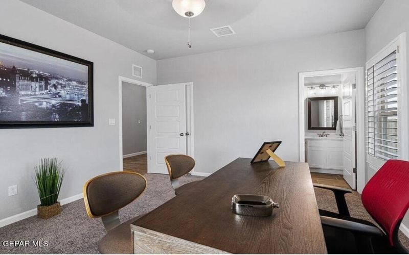 2500 Sammy Cervantes Street, El Paso, TX 79938, 3 Habitaciones Habitaciones , ,3 BañosBaños,Residential,En Venta,2500 Sammy Cervantes Street,0,913441