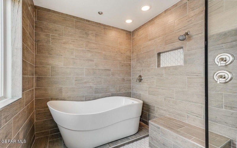 123 RUTH TRAIL, Santa Teresa, NM 88008, 4 Bedrooms Bedrooms, ,2 BathroomsBathrooms,Residential,For Sale,123 RUTH TRAIL,0,933135