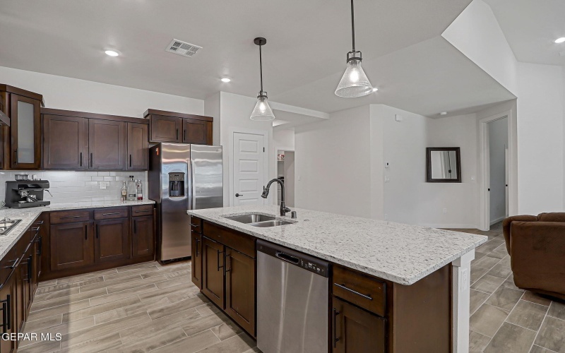 3609 BOB SNEAD Drive, El Paso, TX 79938, 4 Bedrooms Bedrooms, ,2 BathroomsBathrooms,Residential,For Sale,3609 BOB SNEAD Drive,0,933161