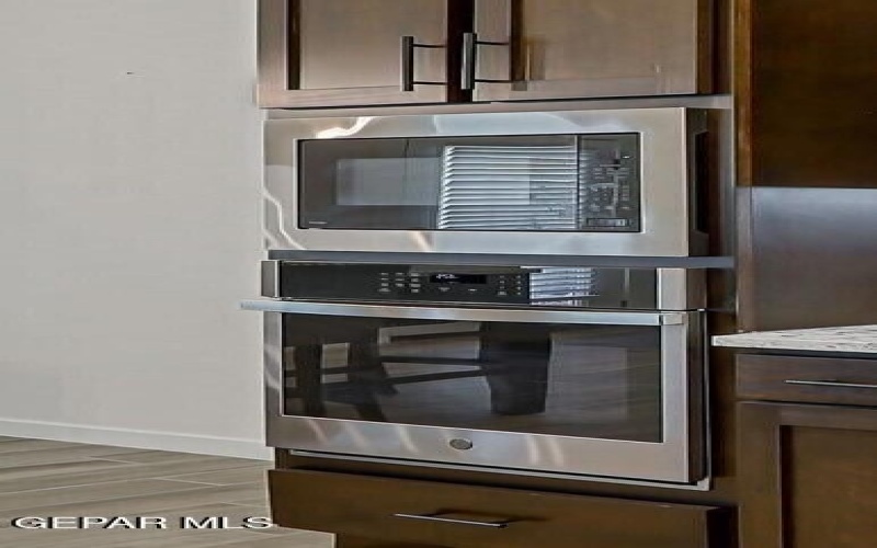 3609 BOB SNEAD Drive, El Paso, TX 79938, 4 Bedrooms Bedrooms, ,2 BathroomsBathrooms,Residential,For Sale,3609 BOB SNEAD Drive,0,933161