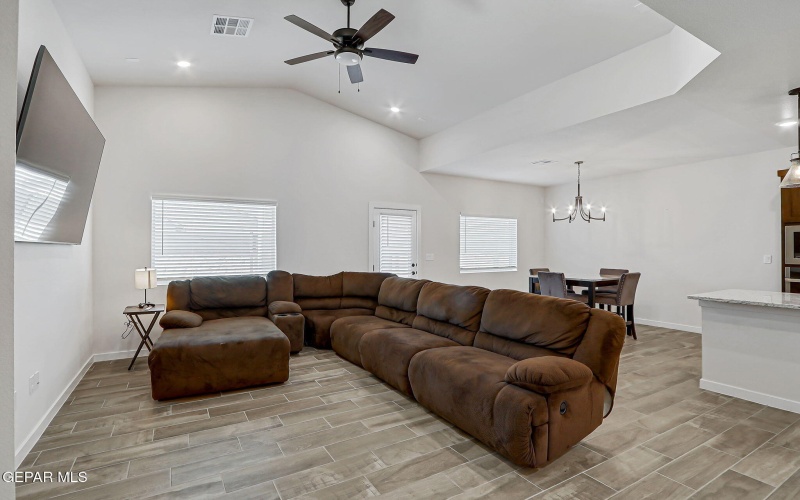 3609 BOB SNEAD Drive, El Paso, TX 79938, 4 Bedrooms Bedrooms, ,2 BathroomsBathrooms,Residential,For Sale,3609 BOB SNEAD Drive,0,933161