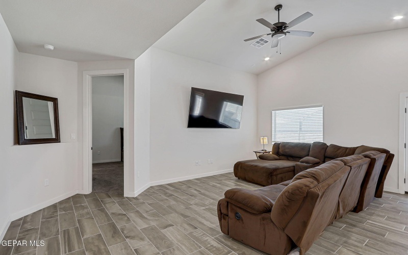 3609 BOB SNEAD Drive, El Paso, TX 79938, 4 Bedrooms Bedrooms, ,2 BathroomsBathrooms,Residential,For Sale,3609 BOB SNEAD Drive,0,933161