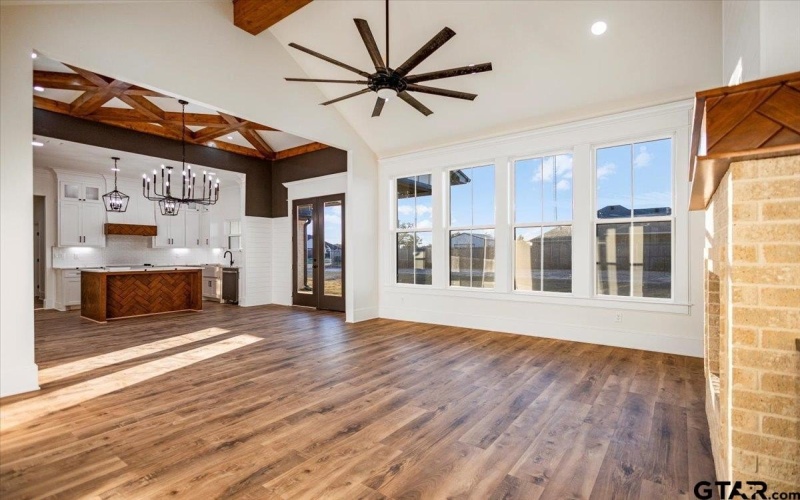 11918 Tara Ln, Lindale, TX 75771, 4 Bedrooms Bedrooms, ,2 BathroomsBathrooms,Residential,For Sale,11918 Tara Ln,0,25016138