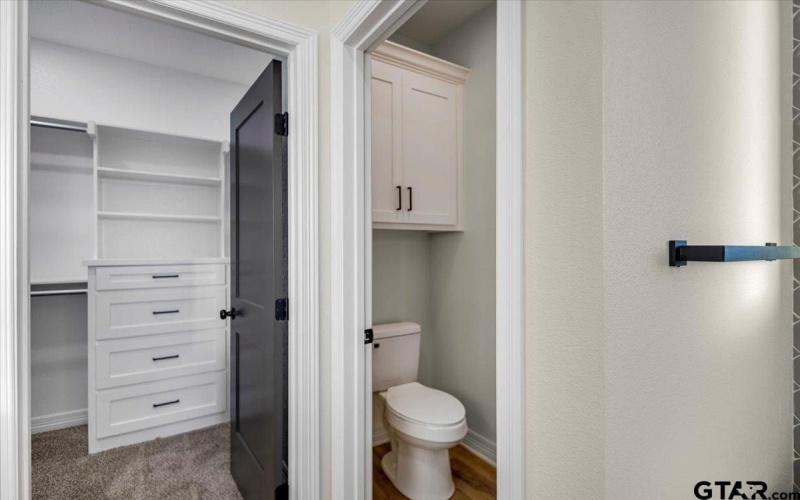 11918 Tara Ln, Lindale, TX 75771, 4 Bedrooms Bedrooms, ,2 BathroomsBathrooms,Residential,For Sale,11918 Tara Ln,0,25016138