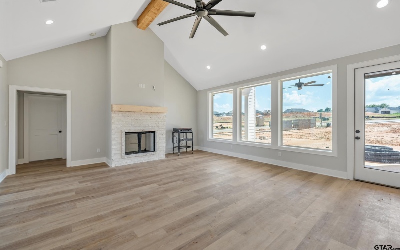 606 Prince Ln, Tyler, TX 75704, 4 Bedrooms Bedrooms, ,2 BathroomsBathrooms,Residential,For Sale,606 Prince Ln,0,25016162