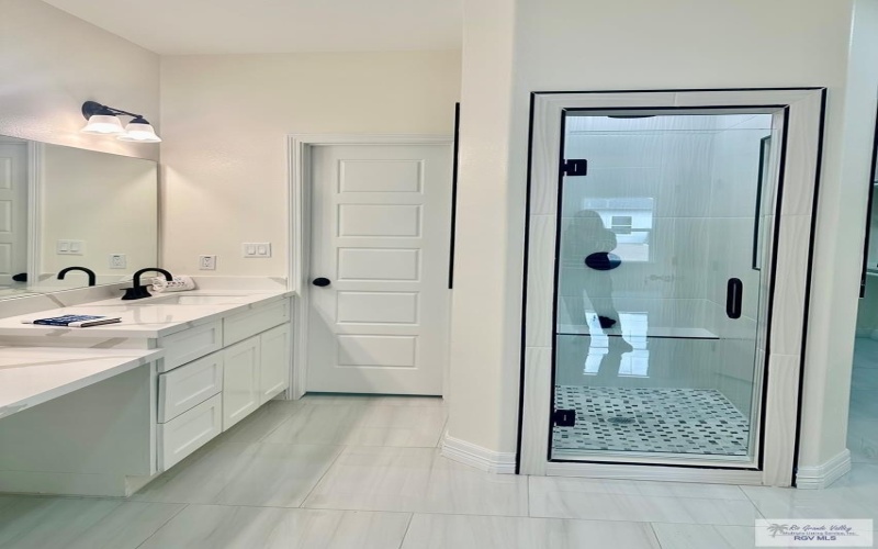 718 AVA DR, LA FERIA, TX 78559, 3 Bedrooms Bedrooms, ,2 BathroomsBathrooms,Residential,For Sale,718 AVA DR,0,29762370