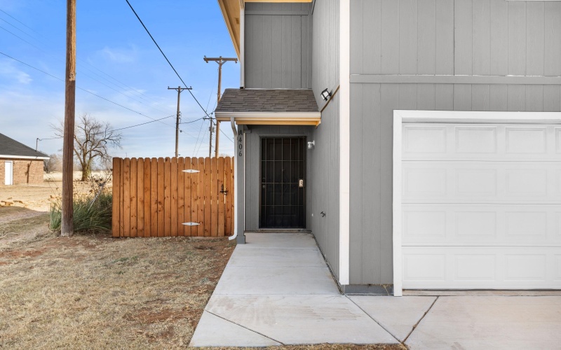 406 N Zenith Avenue unit: A & B #A & B, Lubbock, TX 79403, 6 Habitaciones Habitaciones , ,5 BañosBaños,Residential,En Venta,406 N Zenith Avenue unit: A & B,0,202562643