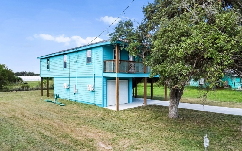 1123 S Fuqua Street, ROCKPORT, TX 78382, 3 Bedrooms Bedrooms, ,2 BathroomsBathrooms,Residential,For Sale,1123 S Fuqua Street,0,149053