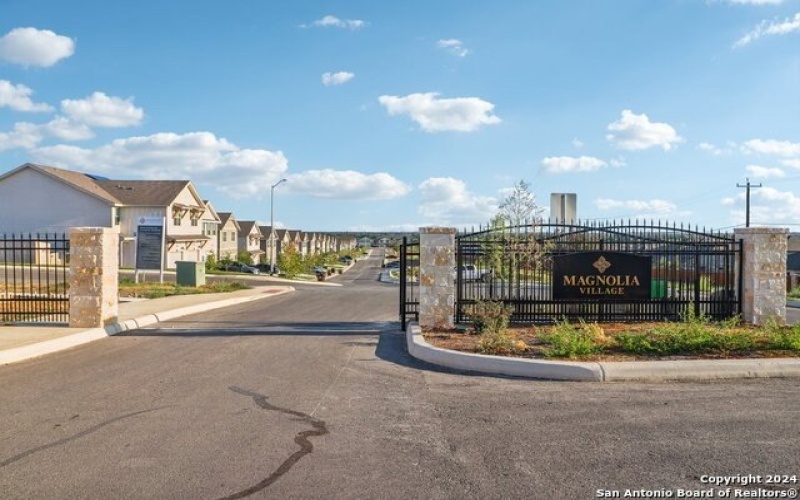 10219 Tulipwood Run, San Antonio, TX 78252, ,5 BathroomsBathrooms,Residential Multi Family,For Sale,10219 Tulipwood Run,0,1873867