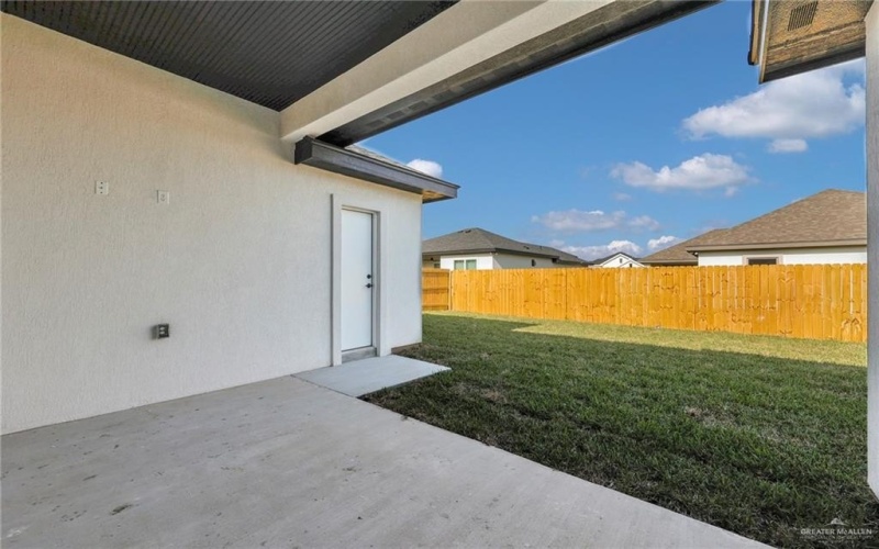 1012 N Buxton Avenue, Edinburg, TX 78541, 4 Habitaciones Habitaciones , ,3 BañosBaños,Residential,En Venta,1012 N Buxton Avenue,470460