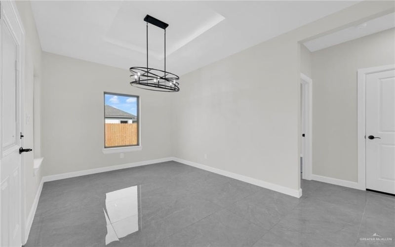 1012 N Buxton Avenue, Edinburg, TX 78541, 4 Habitaciones Habitaciones , ,3 BañosBaños,Residential,En Venta,1012 N Buxton Avenue,470460