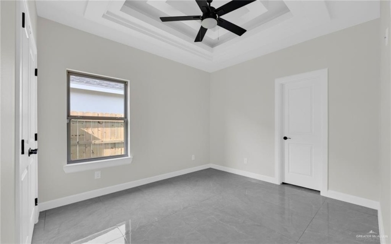 1012 N Buxton Avenue, Edinburg, TX 78541, 4 Habitaciones Habitaciones , ,3 BañosBaños,Residential,En Venta,1012 N Buxton Avenue,470460