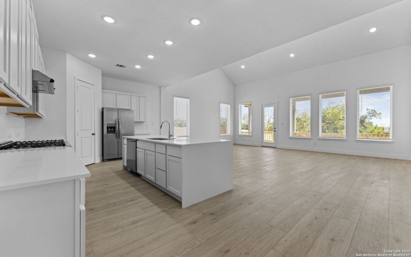 5496 Paschal Park, New Braunfels, TX 78132, 5 Bedrooms Bedrooms, ,5 BathroomsBathrooms,Residential,For Sale,5496 Paschal Park,0,1920413