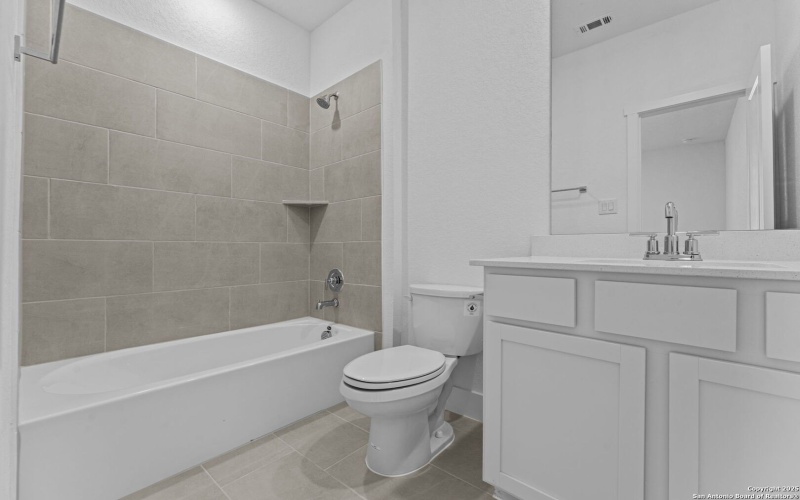 5496 Paschal Park, New Braunfels, TX 78132, 5 Bedrooms Bedrooms, ,5 BathroomsBathrooms,Residential,For Sale,5496 Paschal Park,0,1920413