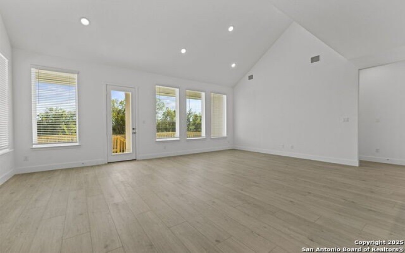 5492 Paschal Park, New Braunfels, TX 78132, 5 Bedrooms Bedrooms, ,5 BathroomsBathrooms,Residential,For Sale,5492 Paschal Park,0,1920424