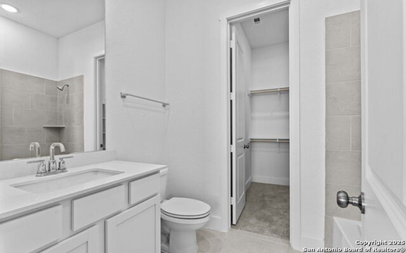 5492 Paschal Park, New Braunfels, TX 78132, 5 Bedrooms Bedrooms, ,5 BathroomsBathrooms,Residential,For Sale,5492 Paschal Park,0,1920424