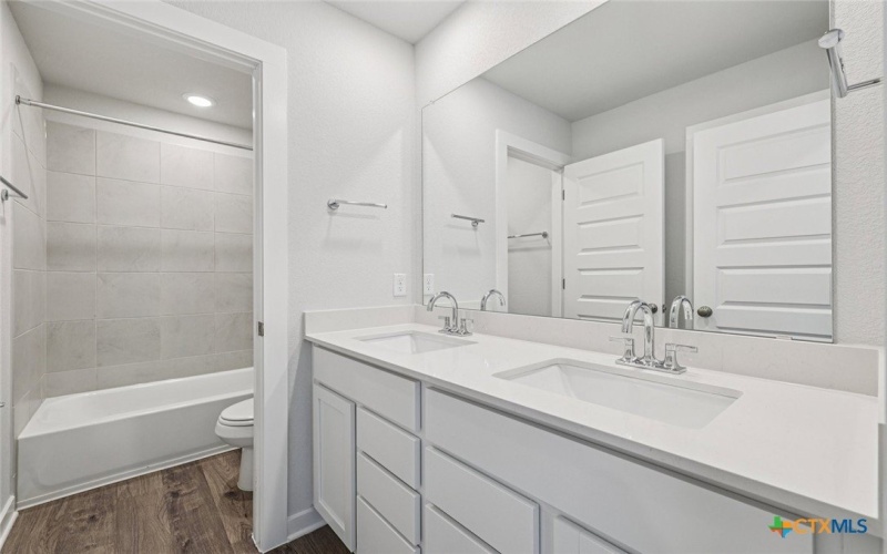 1212 Lavender Way, Georgetown, TX 78628, 4 Bedrooms Bedrooms, ,2 BathroomsBathrooms,Residential,For Sale,1212 Lavender Way,0,596994