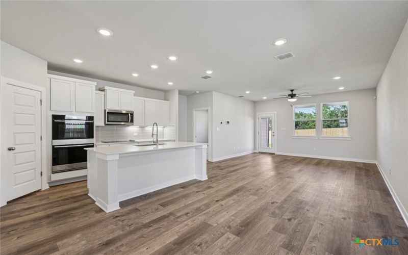 1212 Lavender Way, Georgetown, TX 78628, 4 Bedrooms Bedrooms, ,2 BathroomsBathrooms,Residential,For Sale,1212 Lavender Way,0,596994