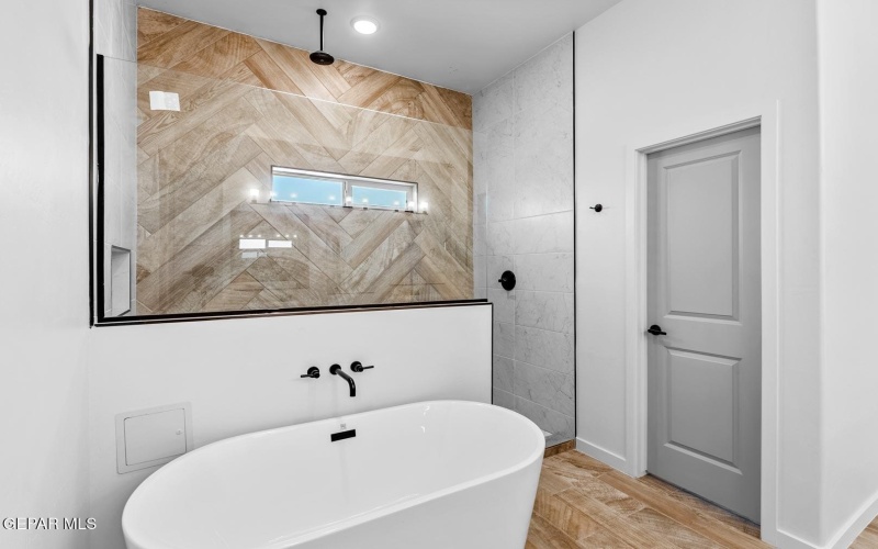 12984 Tatenhill Drive, El Paso, TX 79928, 4 Habitaciones Habitaciones , ,3 BañosBaños,Residential,En Venta,12984 Tatenhill Drive,0,933170