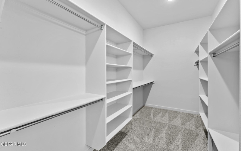 12984 Tatenhill Drive, El Paso, TX 79928, 4 Habitaciones Habitaciones , ,3 BañosBaños,Residential,En Venta,12984 Tatenhill Drive,0,933170