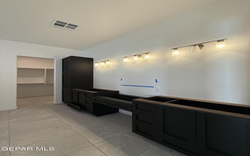 12984 Tatenhill Drive, El Paso, TX 79928, 4 Habitaciones Habitaciones , ,3 BañosBaños,Residential,En Venta,12984 Tatenhill Drive,0,933170