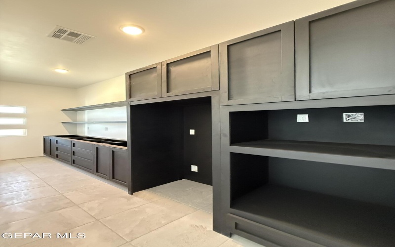 12984 Tatenhill Drive, El Paso, TX 79928, 4 Habitaciones Habitaciones , ,3 BañosBaños,Residential,En Venta,12984 Tatenhill Drive,0,933170