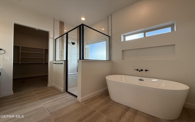 12980 TATENHILL Drive, El Paso, TX 79928, 4 Bedrooms Bedrooms, ,3 BathroomsBathrooms,Residential,For Sale,12980 TATENHILL Drive,0,933173