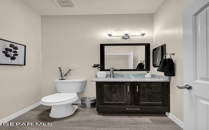 6955 Levee Circle, El Paso, TX 79932, 5 Habitaciones Habitaciones , ,3 BañosBaños,Residential,En Venta,6955 Levee Circle,0,933184