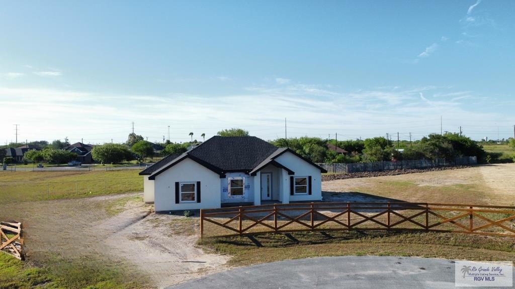 33210 CARDINAL CT., LOS FRESNOS, TX 78566, 3 Habitaciones Habitaciones , ,2 BañosBaños,Residential,En Venta,33210 CARDINAL CT.,0,29767238