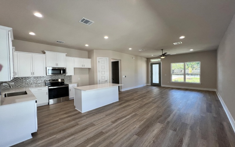 625 Birch Lane, Cottonwood Shores, TX 78657, 3 Habitaciones Habitaciones , ,2 BañosBaños,Residential,En Venta,625 Birch Lane,0,175575