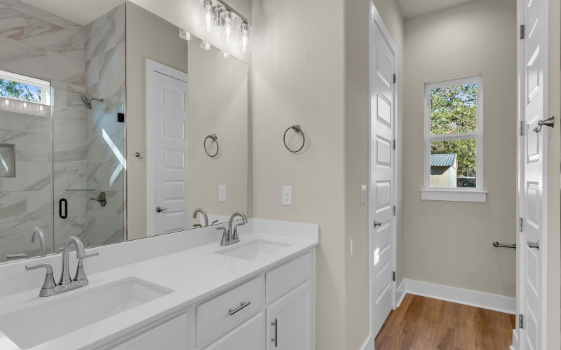 627 Birch Lane, Cottonwood Shores, TX 78657, 3 Habitaciones Habitaciones , ,2 BañosBaños,Residential,En Venta,627 Birch Lane,0,175576