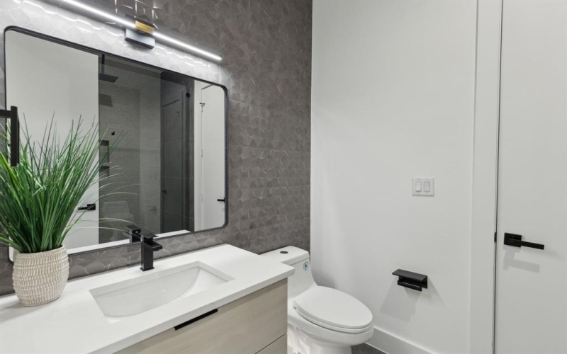 4031 Brundrette Street, Dallas, TX 75212, 4 Bedrooms Bedrooms, ,3 BathroomsBathrooms,Residential,For Sale,4031 Brundrette Street,0,21101928