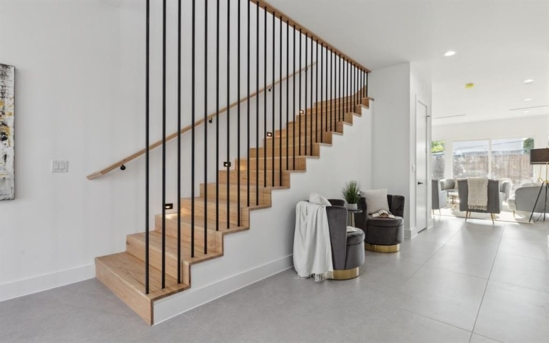 4031 Brundrette Street, Dallas, TX 75212, 4 Bedrooms Bedrooms, ,3 BathroomsBathrooms,Residential,For Sale,4031 Brundrette Street,0,21101928