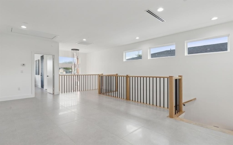 4031 Brundrette Street, Dallas, TX 75212, 4 Bedrooms Bedrooms, ,3 BathroomsBathrooms,Residential,For Sale,4031 Brundrette Street,0,21101928