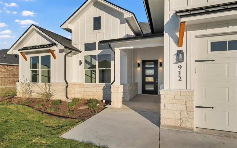 912 Gallant Fox Road, Hewitt, TX 76643, 4 Bedrooms Bedrooms, ,3 BathroomsBathrooms,Residential,For Sale,912 Gallant Fox Road,0,21102566