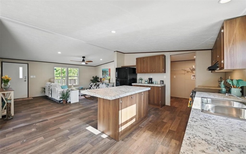 134 Overland Trail, Azle, TX 76020, 4 Habitaciones Habitaciones , ,2 BañosBaños,Residential,En Venta,134 Overland Trail,0,21103047