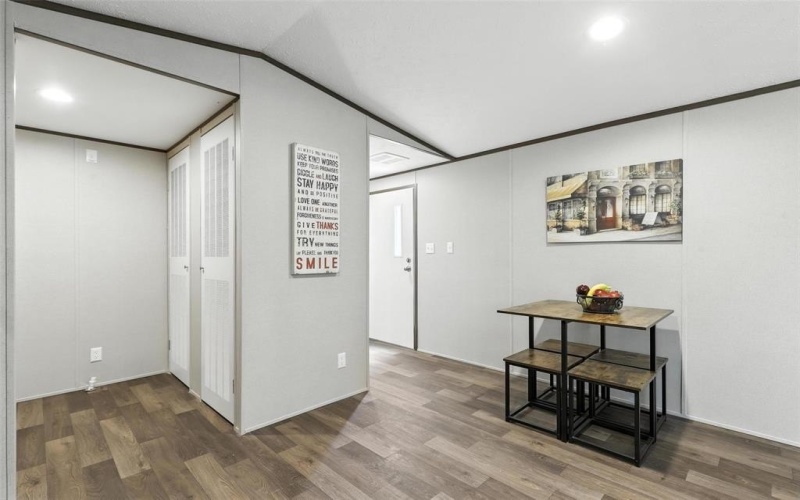 4214 W Virginia Drive, Granbury, TX 76048, 3 Bedrooms Bedrooms, ,2 BathroomsBathrooms,Residential,For Sale,4214 W Virginia Drive,0,21103205