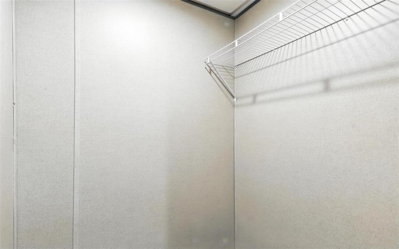 4214 W Virginia Drive, Granbury, TX 76048, 3 Bedrooms Bedrooms, ,2 BathroomsBathrooms,Residential,For Sale,4214 W Virginia Drive,0,21103205