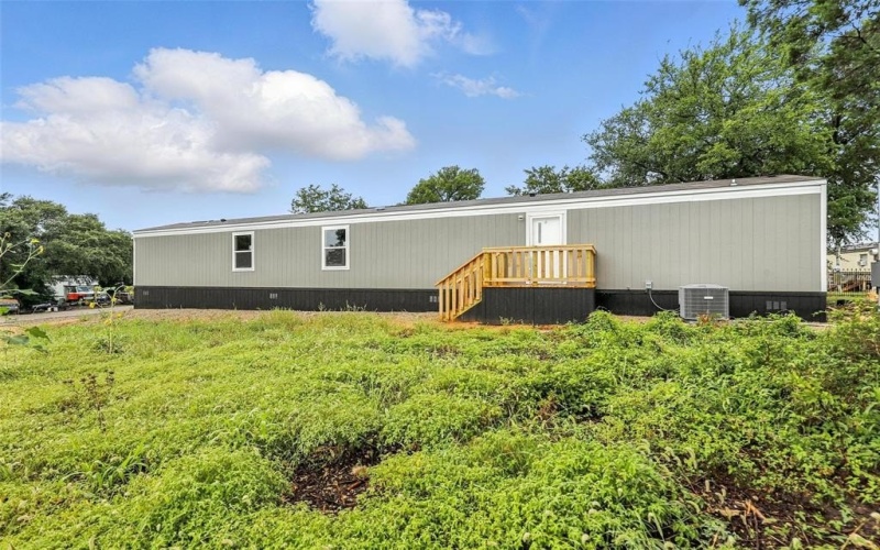 4214 W Virginia Drive, Granbury, TX 76048, 3 Bedrooms Bedrooms, ,2 BathroomsBathrooms,Residential,For Sale,4214 W Virginia Drive,0,21103205